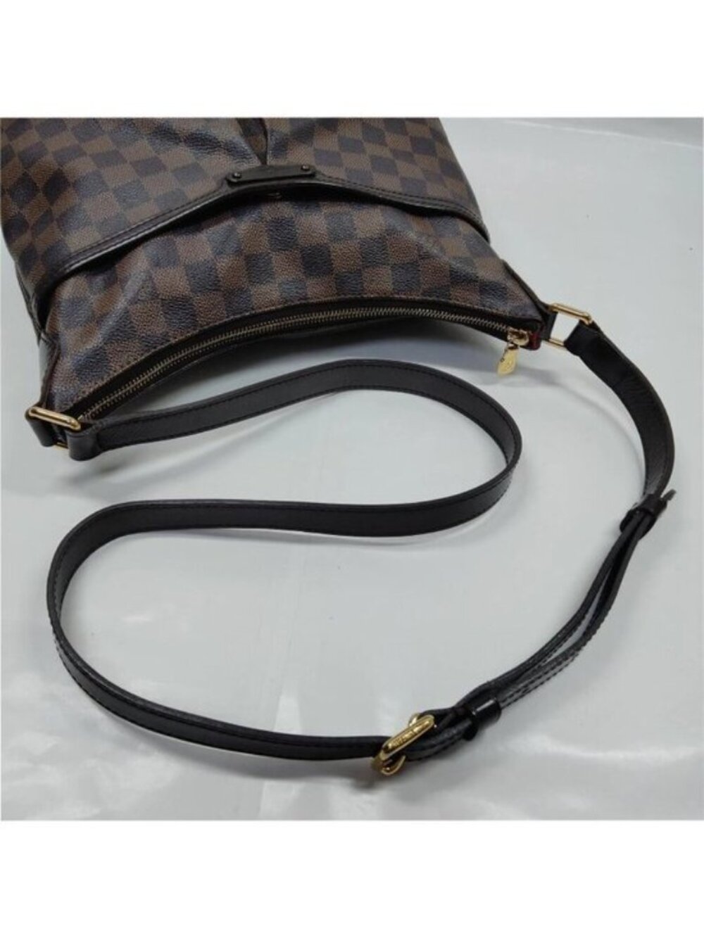 Authentic Louis Vuitton Bloomsbury GM Damier Ebene Canvas Crossbody Shoulder Bag - Picture 4 of 16